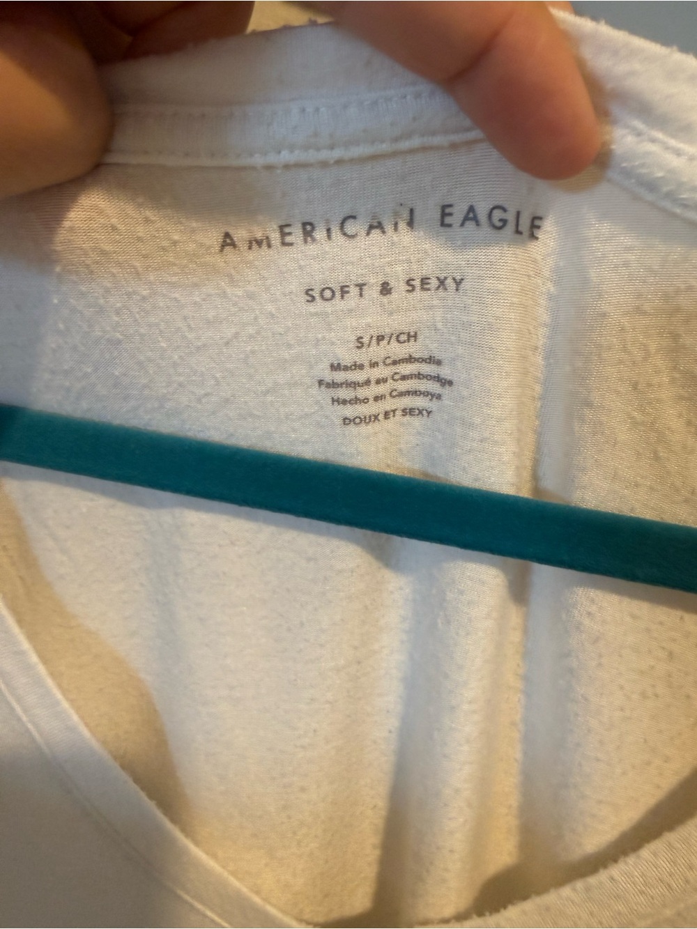American Eagle Outfitters White V-Neck Spacious / slouchy oversized tShirt - Picture 7 of 8